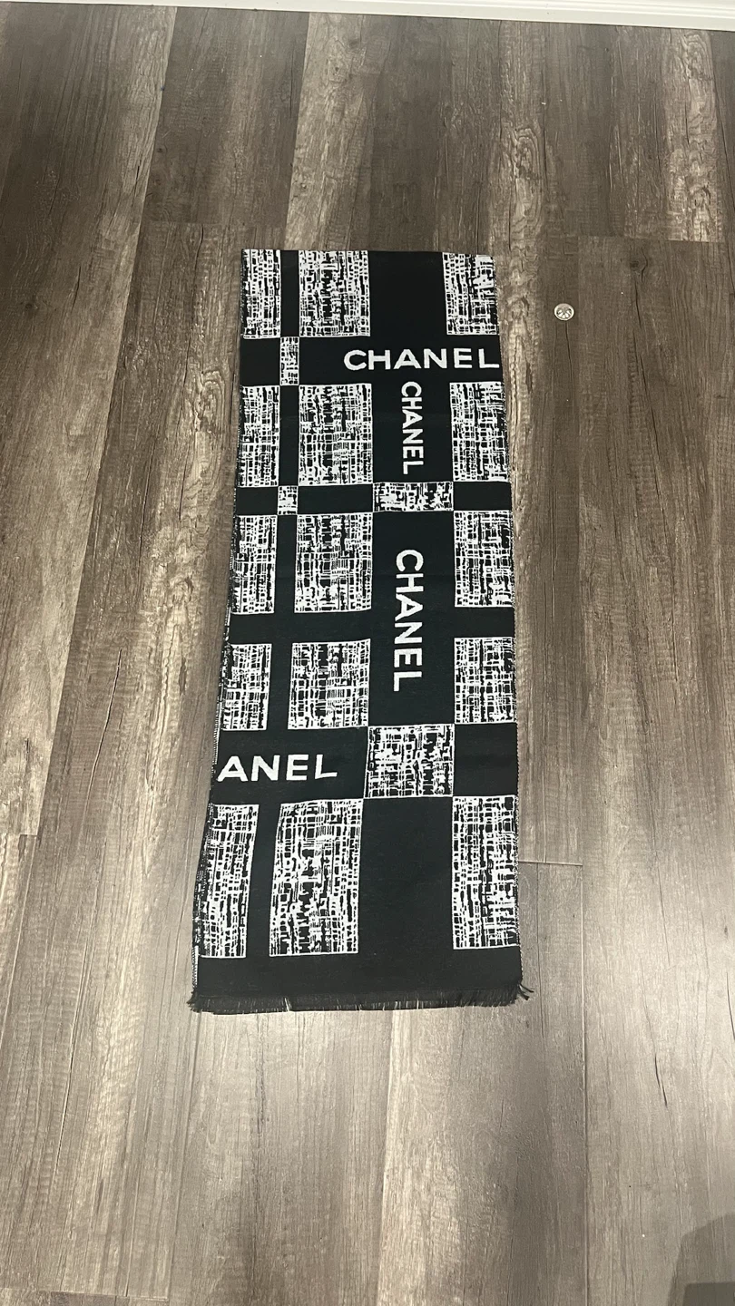 Chanel Black and White Scarf