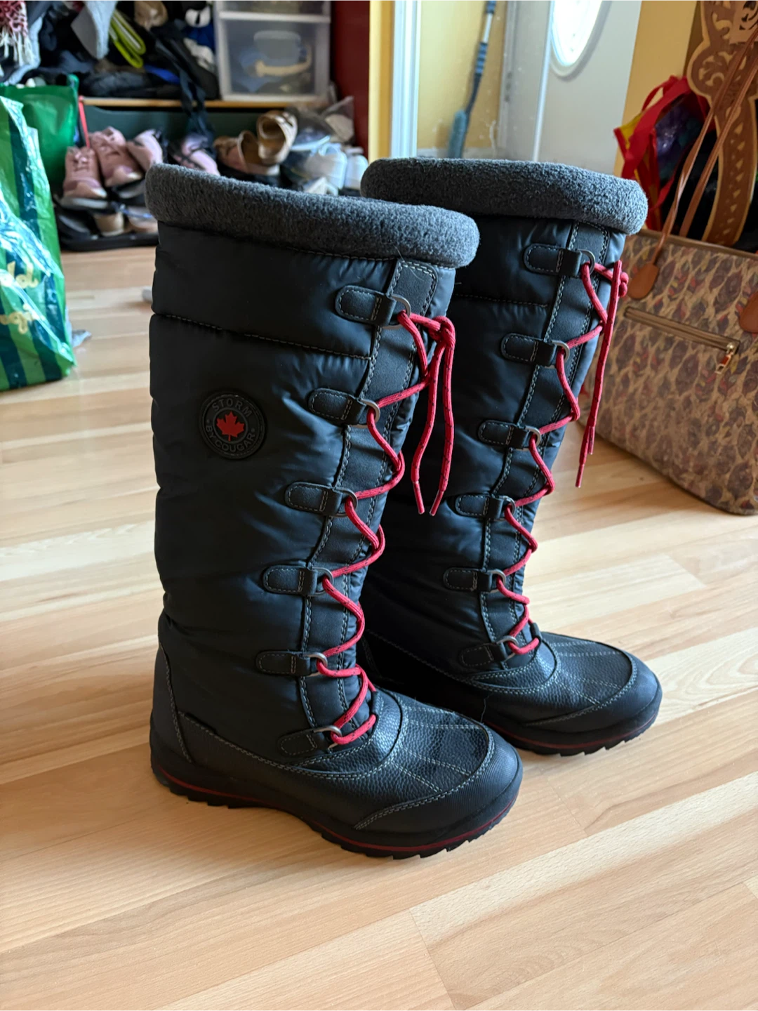 Women’s Tall Winter Boots Size 8 $25 firm