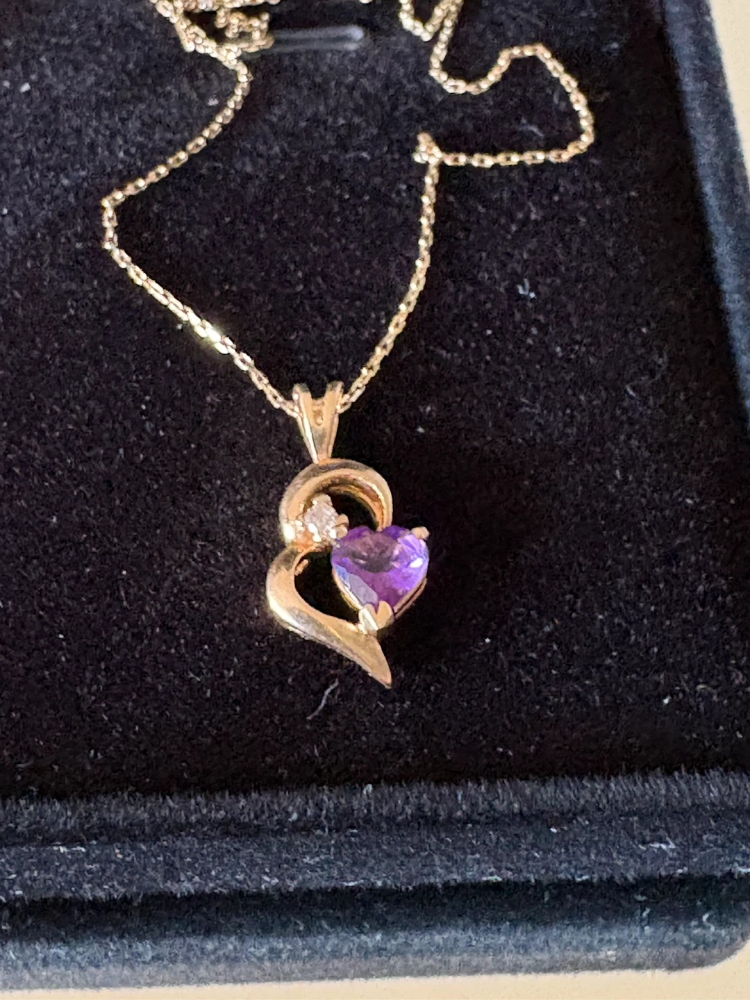 14k solid gold Heart Shape Amethyst and Diamond Necklace - photo 4