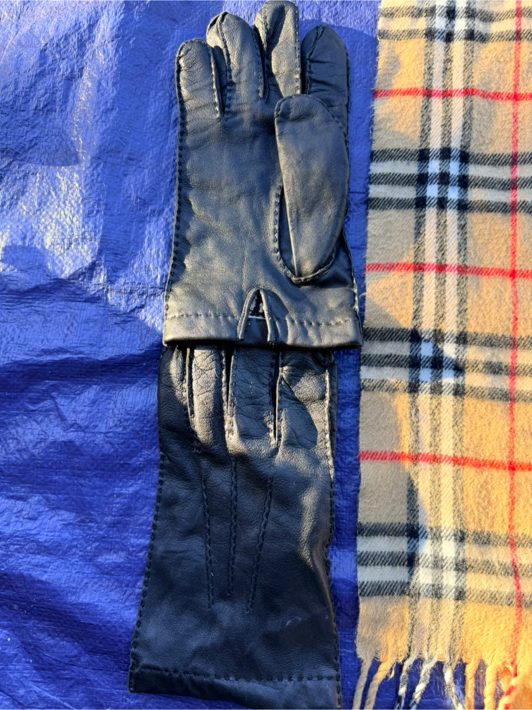 Burberry Scarf and Leather Gloves Set - photo 3