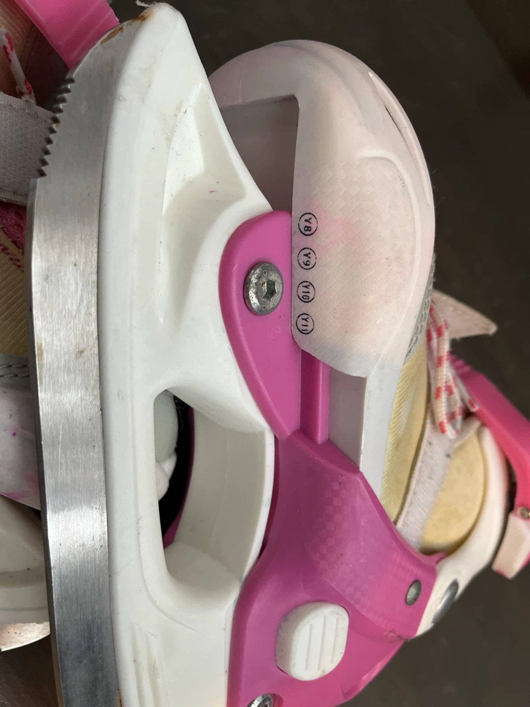 Winwell Kids Adjustable Ice Skates - photo 2