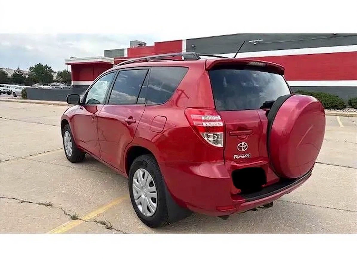 Red Toyota RAV4 SUV - photo 2