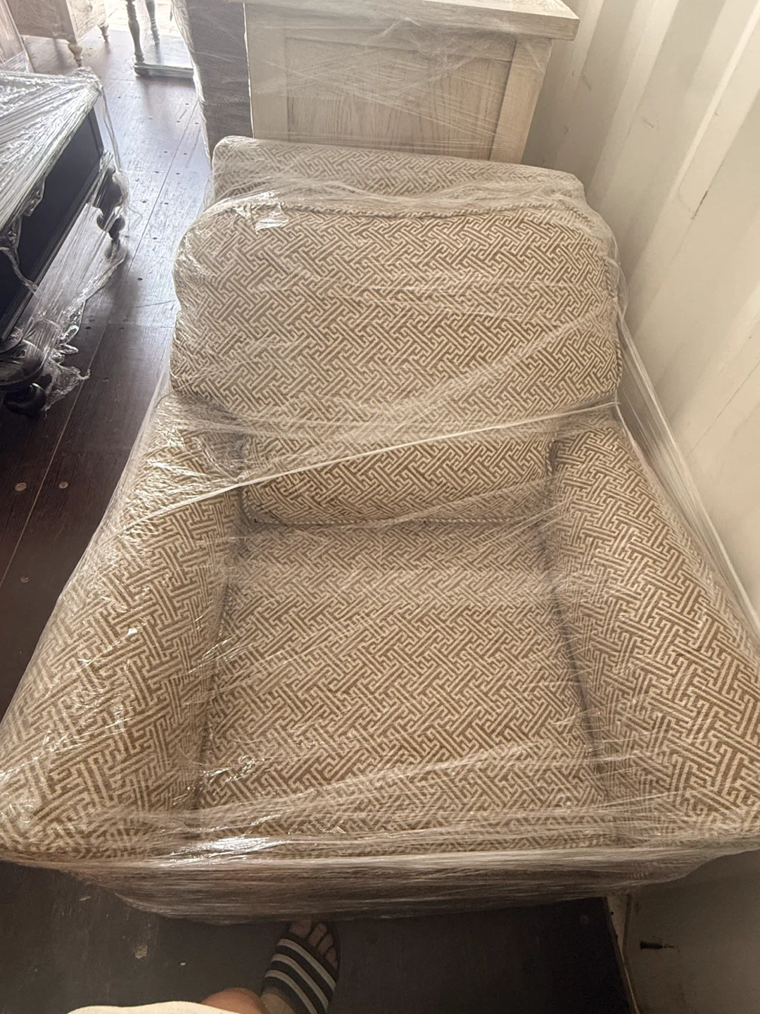 2 Geometric Pattern Armchairs - photo 2