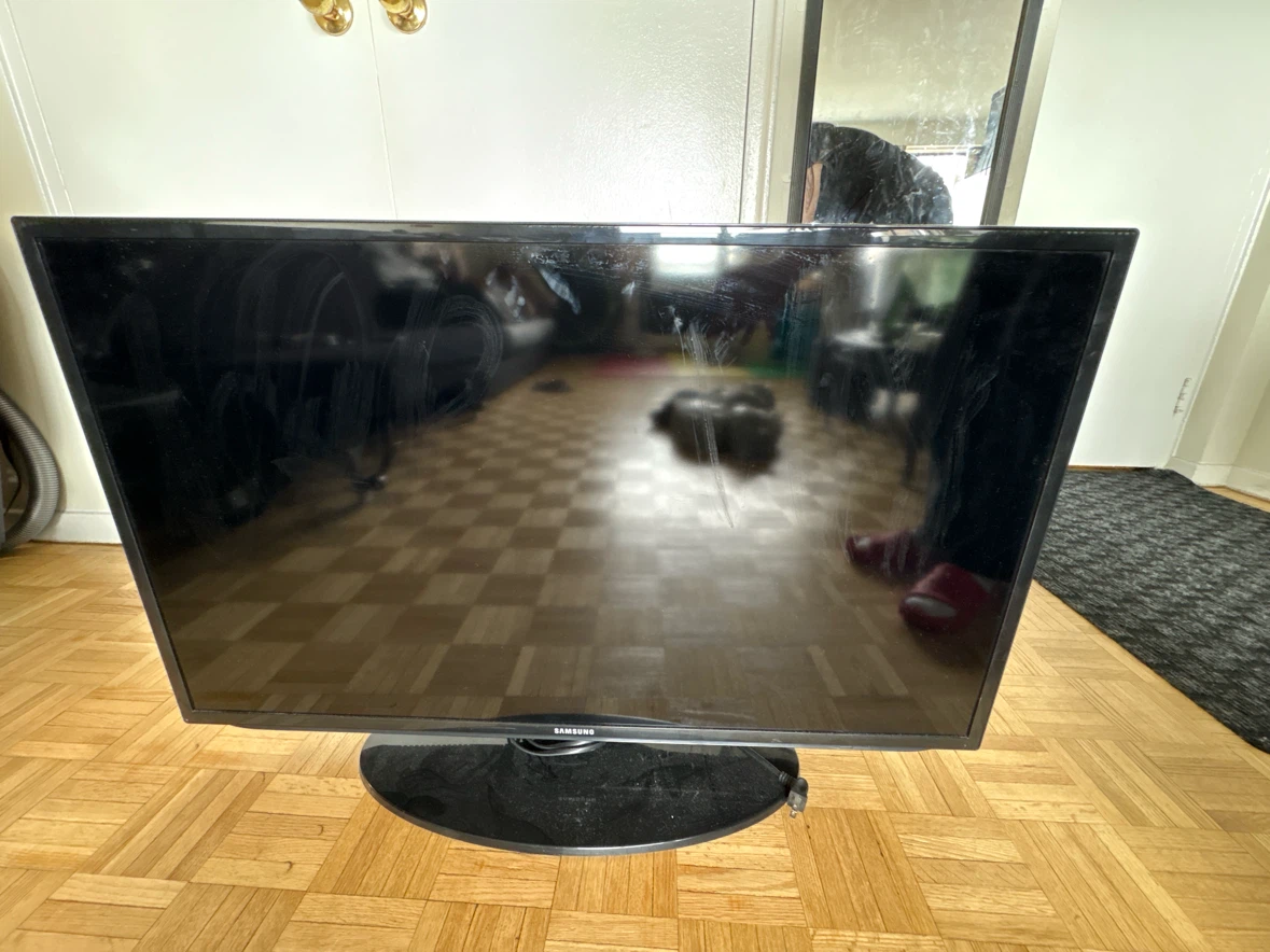 Samsung 40-inch LED Television