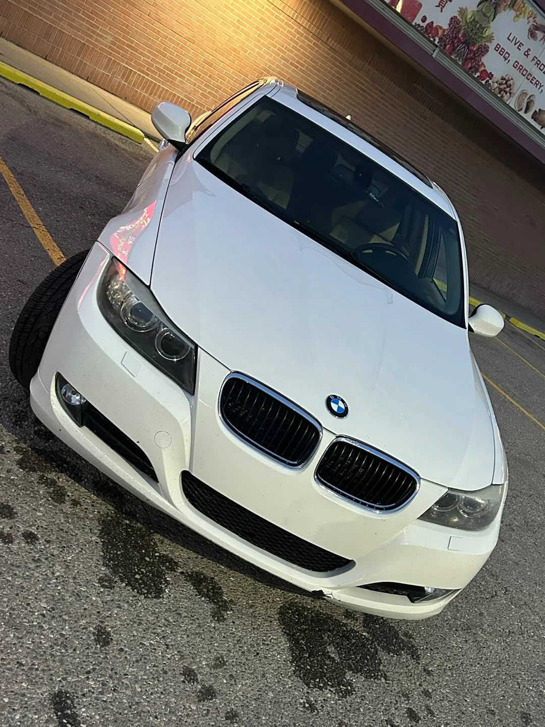 White BMW 328i Sedan - photo 3