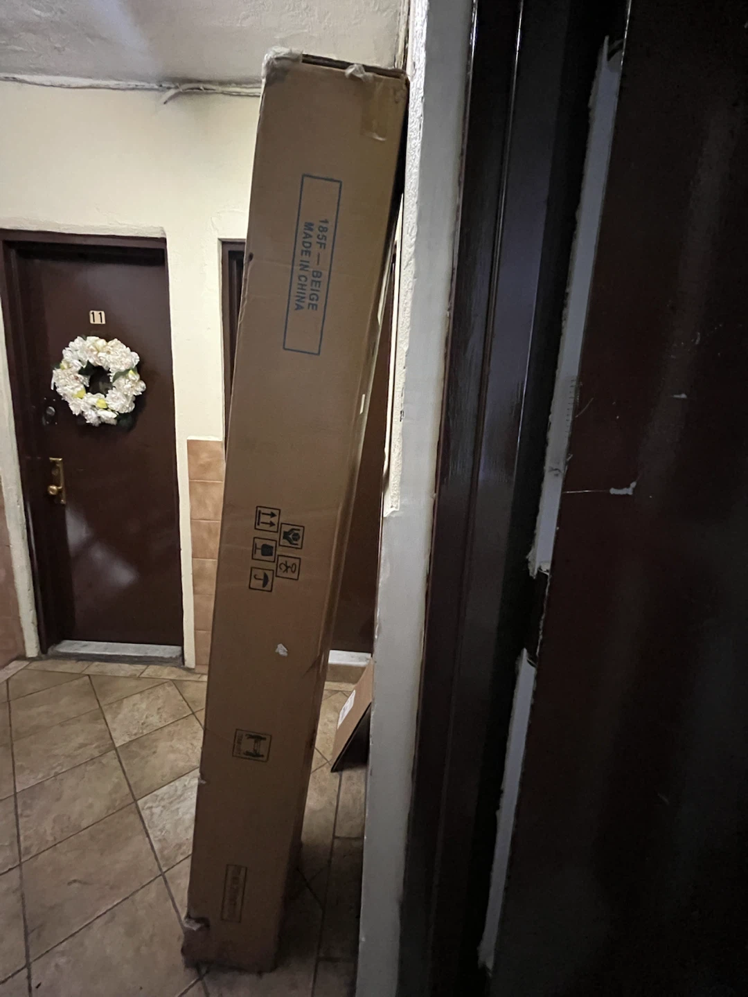 UNOPENED NEW Full Size Upholstered Hydraulic Storage Bed