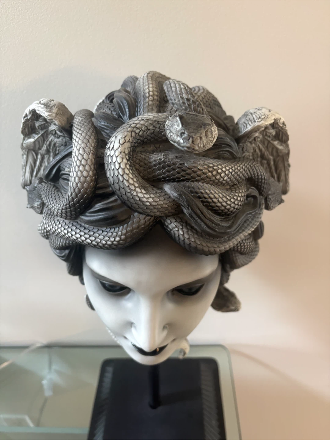 Medusa Bust - photo 5