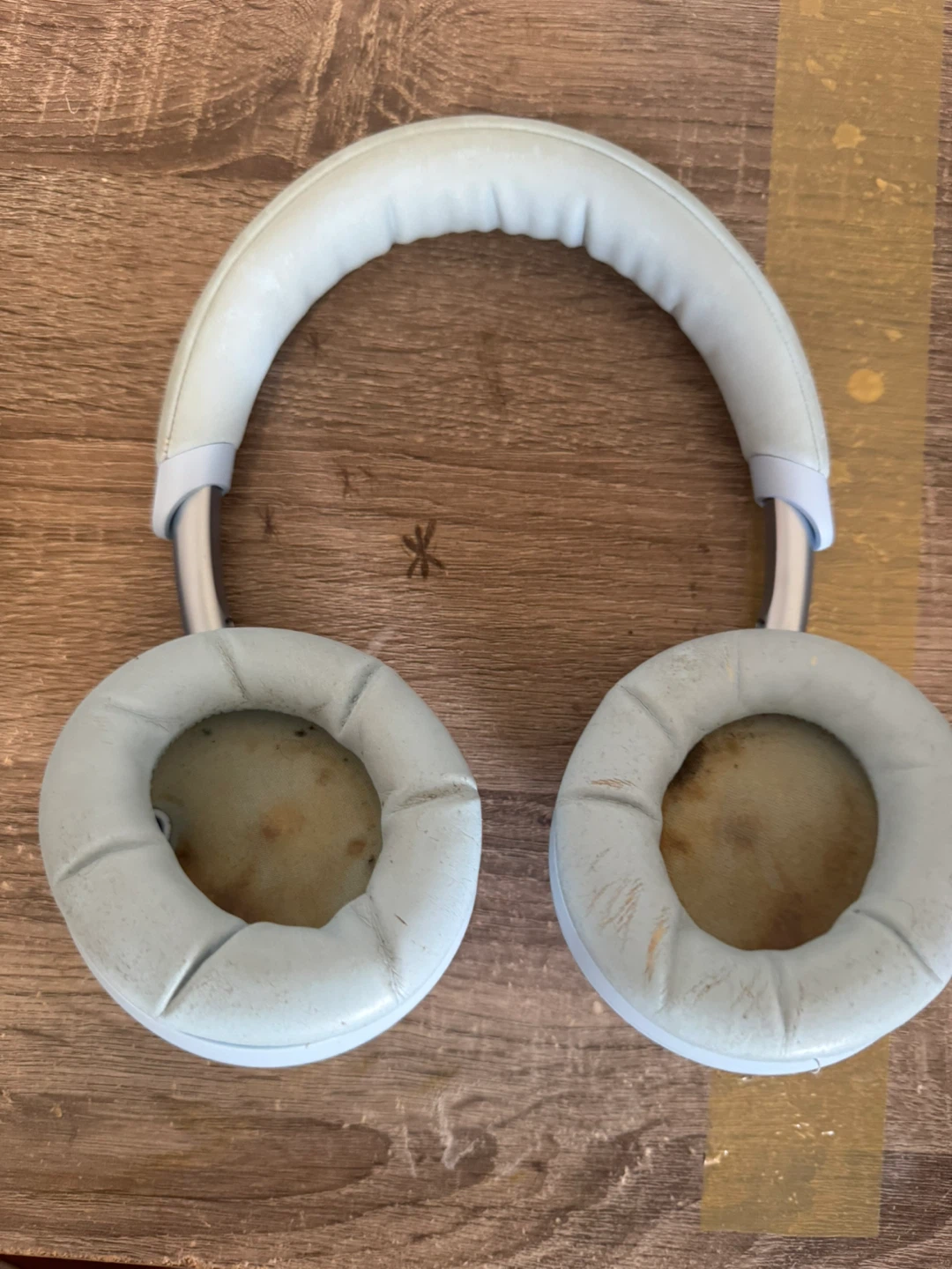 2 headphones for sale $35 for blue $40 for black - photo 4