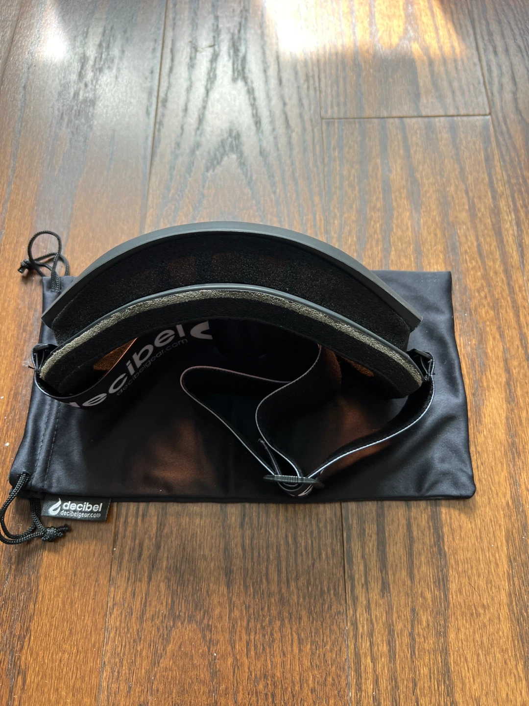 Decibel Gear Ski Goggles with Carrying Bag - photo 4