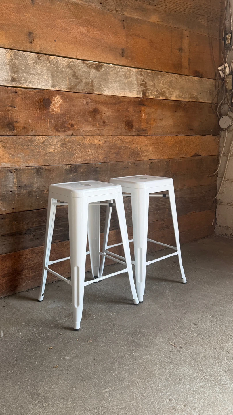 White Metal Bar Stools