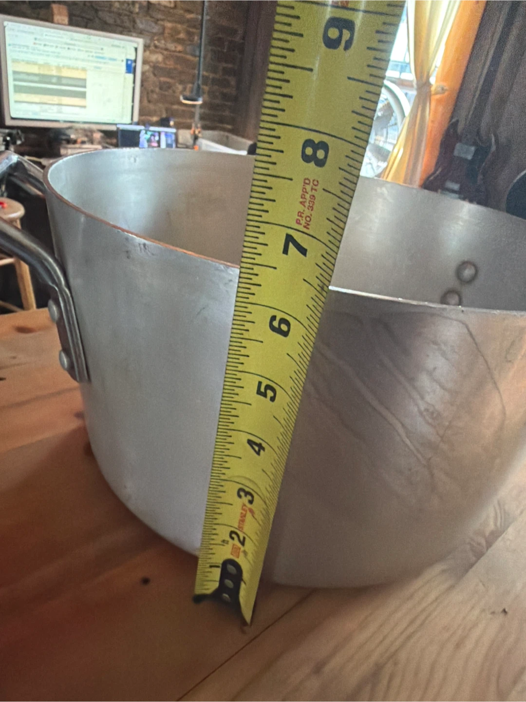 Large Aluminum Stock Pot - photo 4