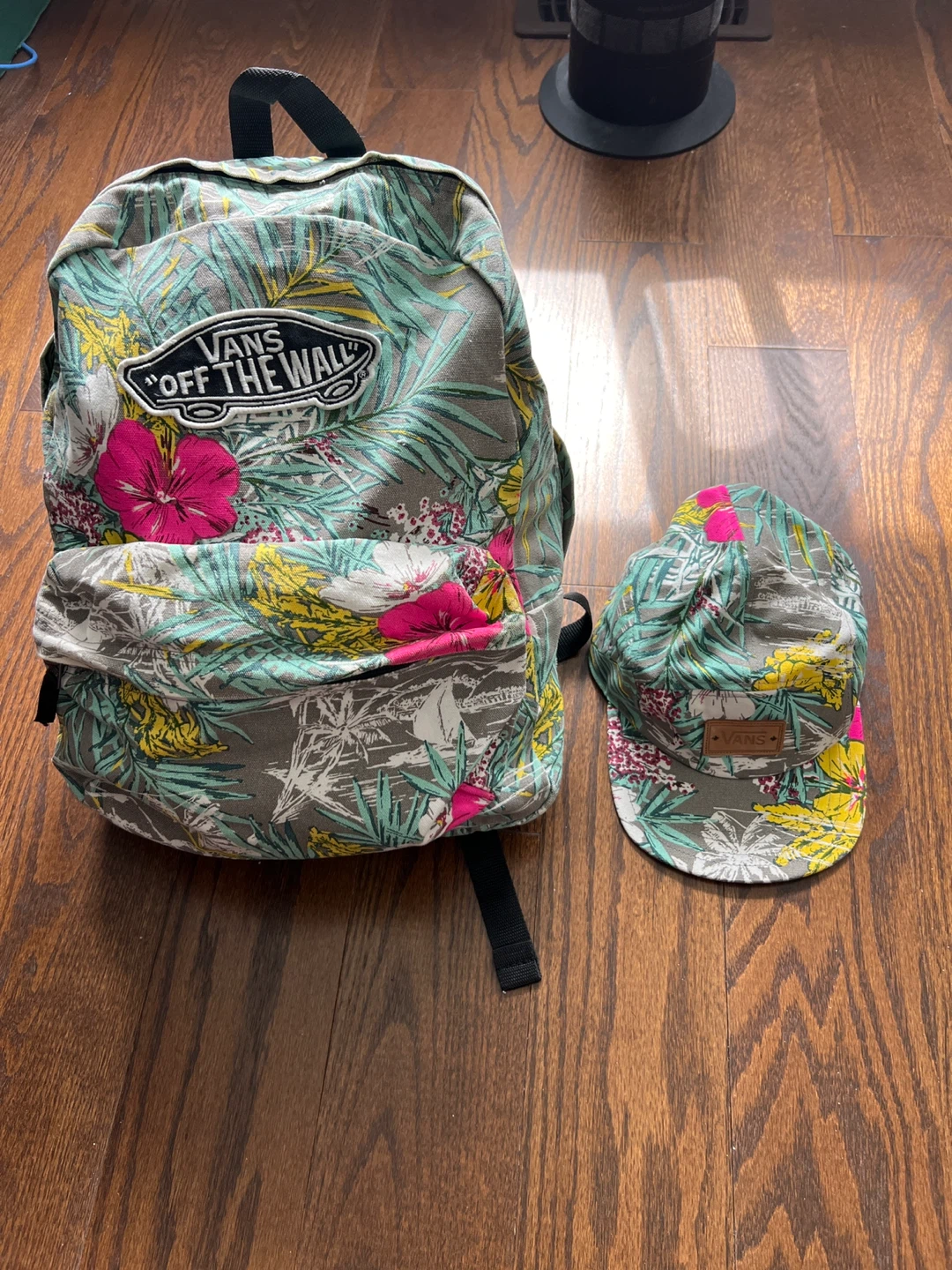 Vans Floral Backpack and Cap Set