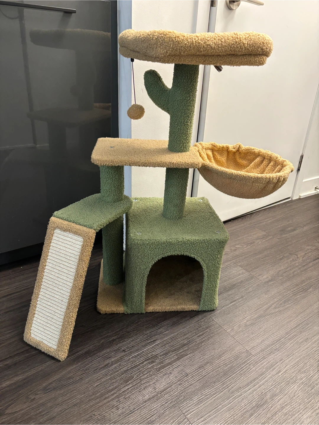 Cactus-Themed Cat Tree