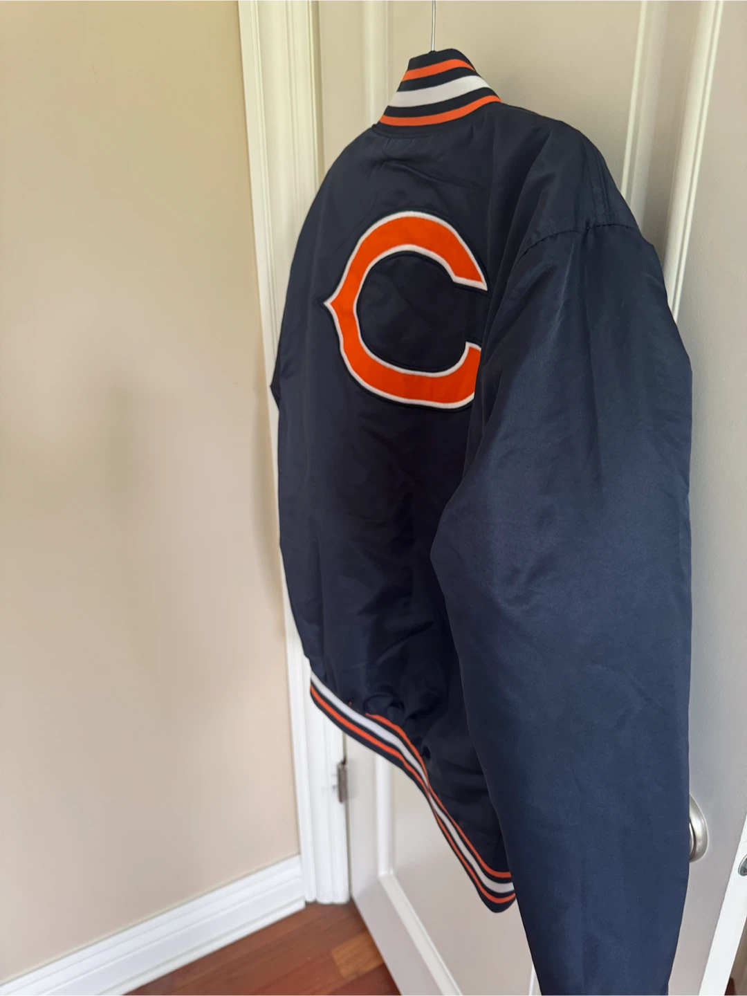 Chicago Bears NFL Team Apparel Jacket - photo 4
