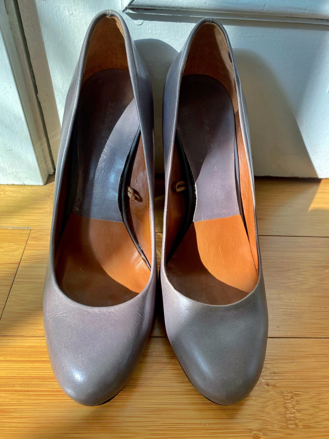 Classic Zara France grey /metallic silver ALL LEATHER heels - photo 4