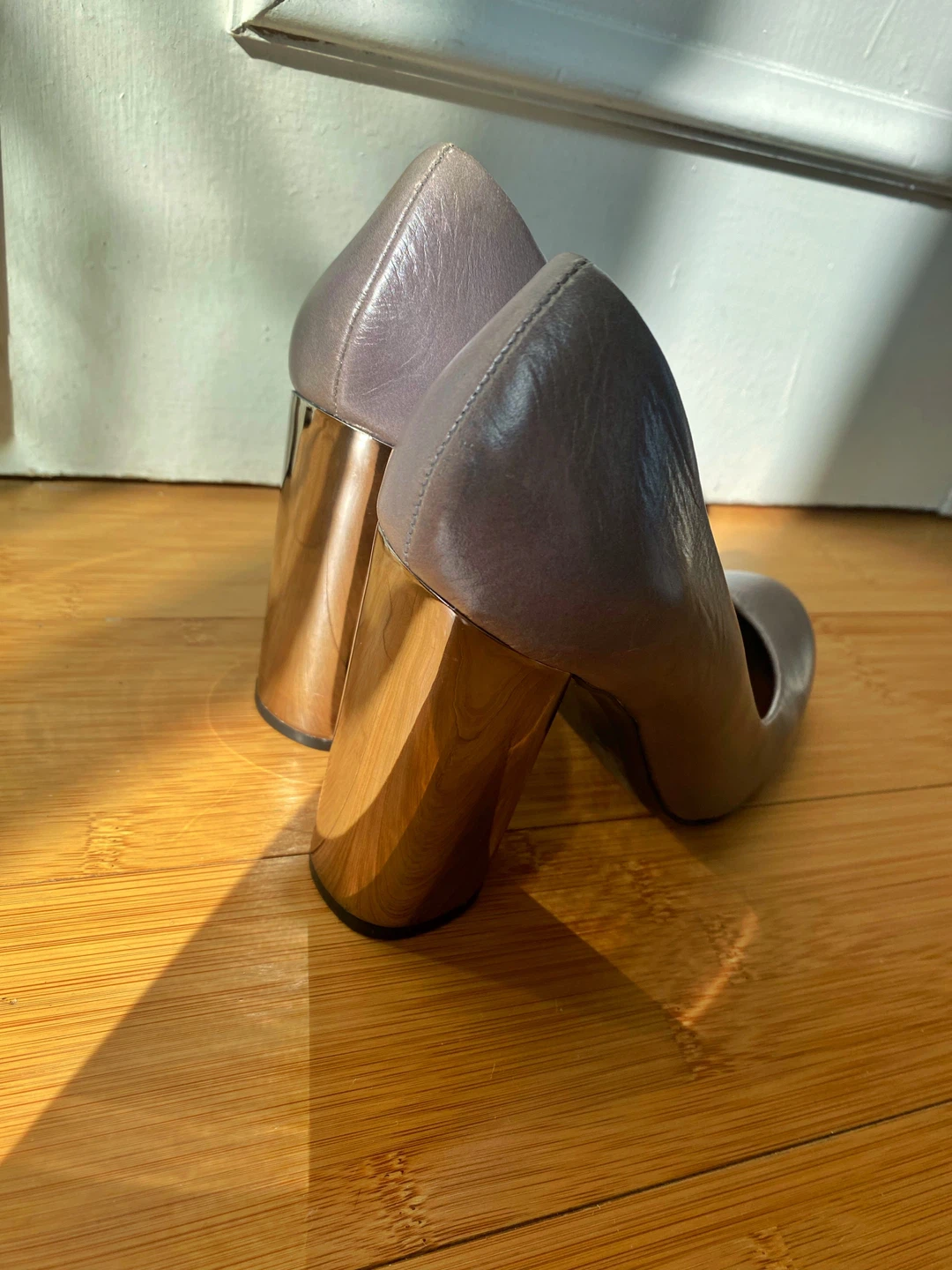 Classic Zara France grey /metallic silver ALL LEATHER heels - photo 5