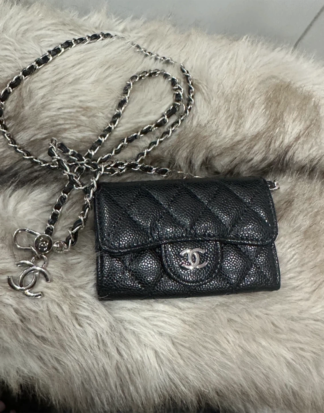 Chanel Quilted Flap Card Holder with Chain - photo 2