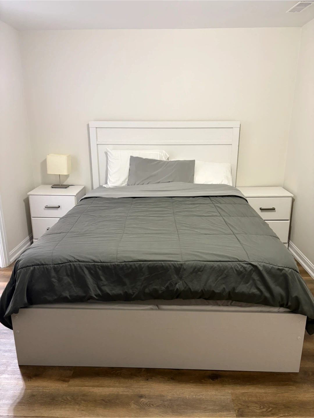 White Bedroom Set with Nightstands