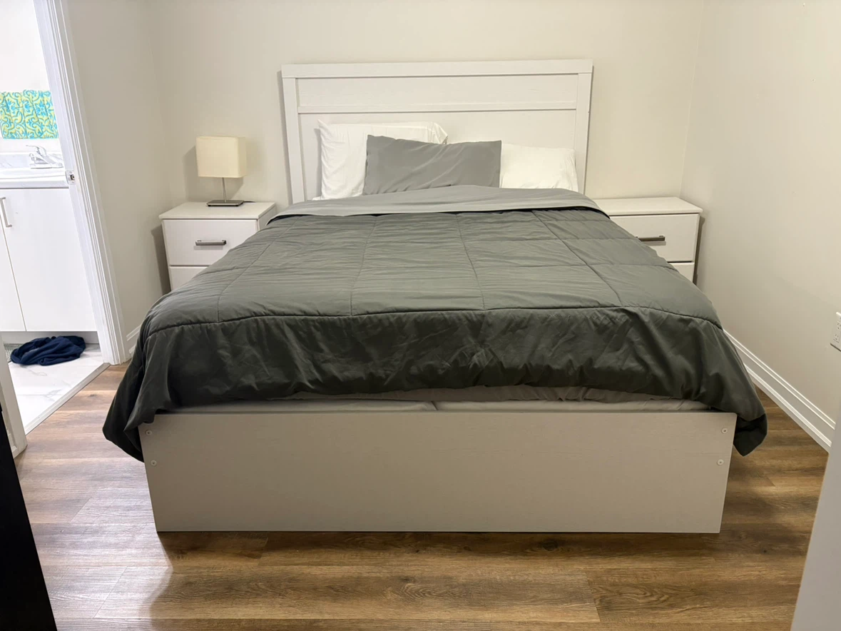 White Bedroom Set with Nightstands - photo 2