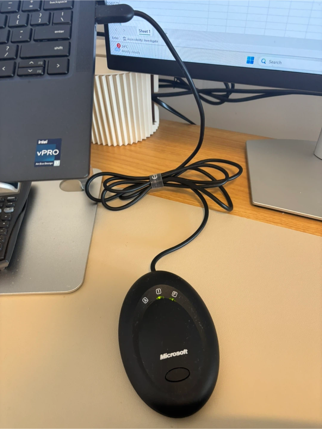 Microsoft Wireless Comfort Keyboard 4000 - photo 2