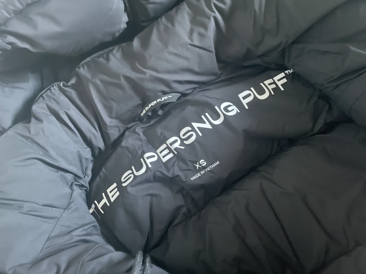 Aritzia The Super Puff Supersnug Jacket - Black - photo 3
