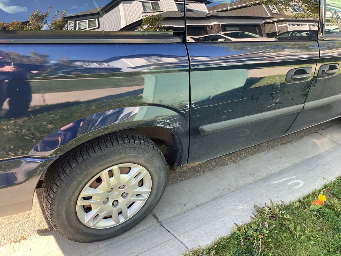 Dodge Caravan Blue Minivan - photo 3