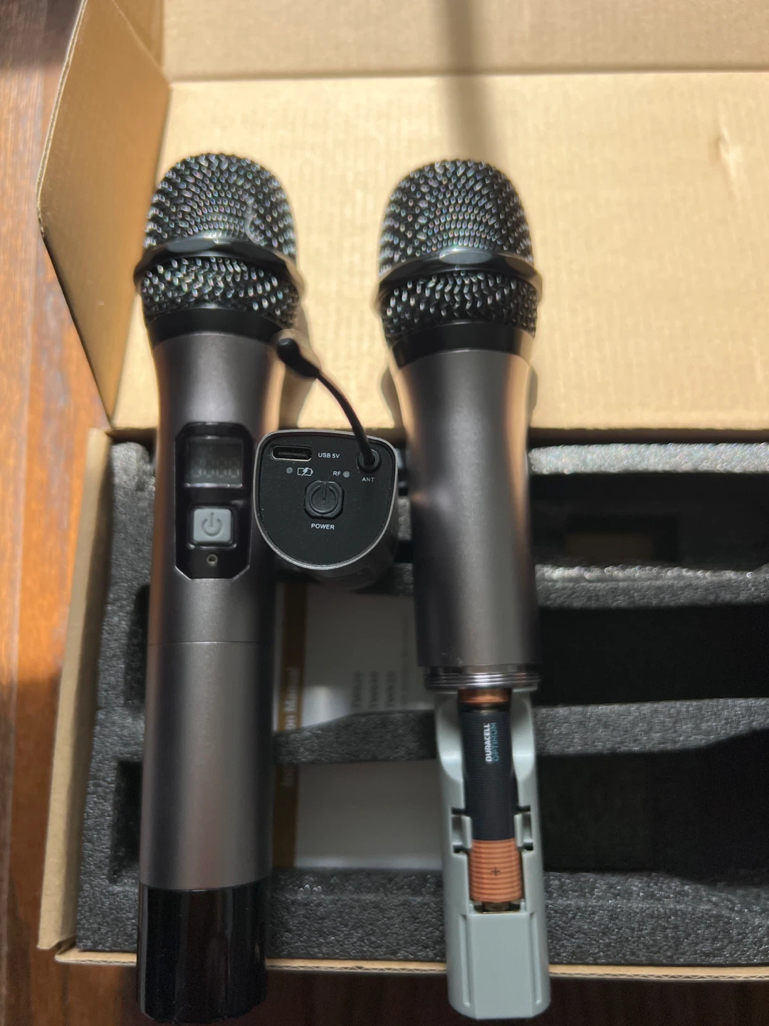TONOR Wireless Microphone System TW620/TW630/TW820 - photo 2