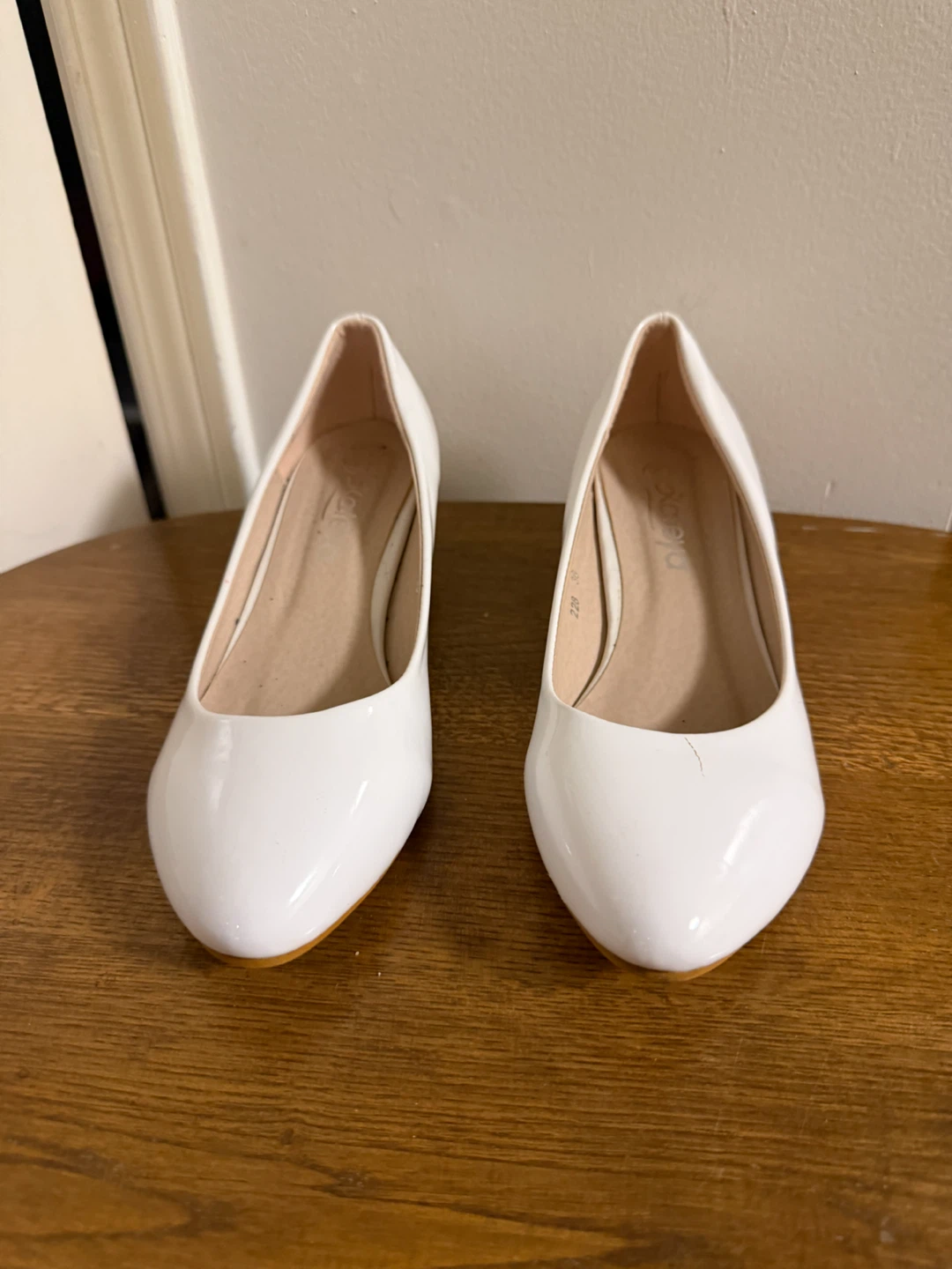 Kateya White Kitten Heels
