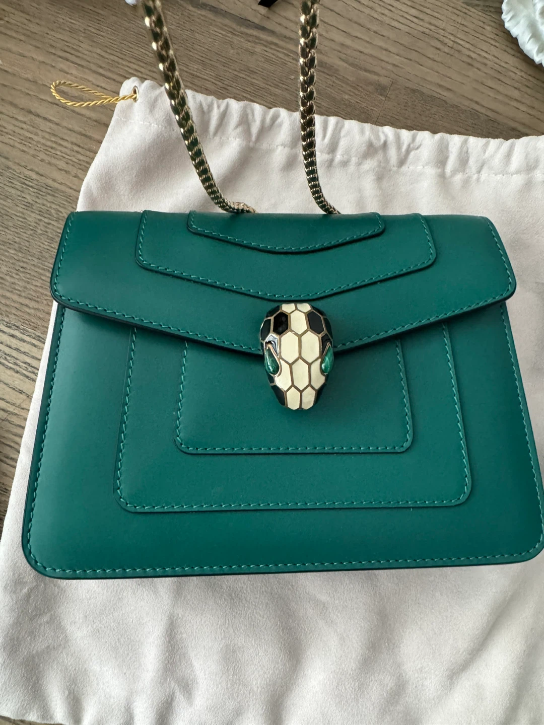 New Authentic Full Bvlgari Serpenti Forever Emerald Green Bag - photo 2