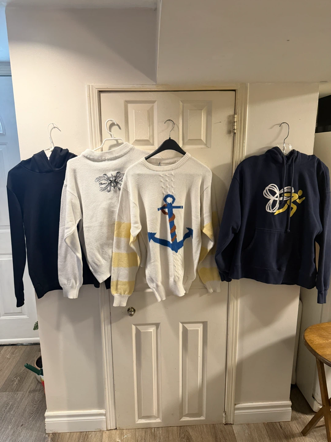 Assorted Assortment of 4 Sweaters and Hoodies