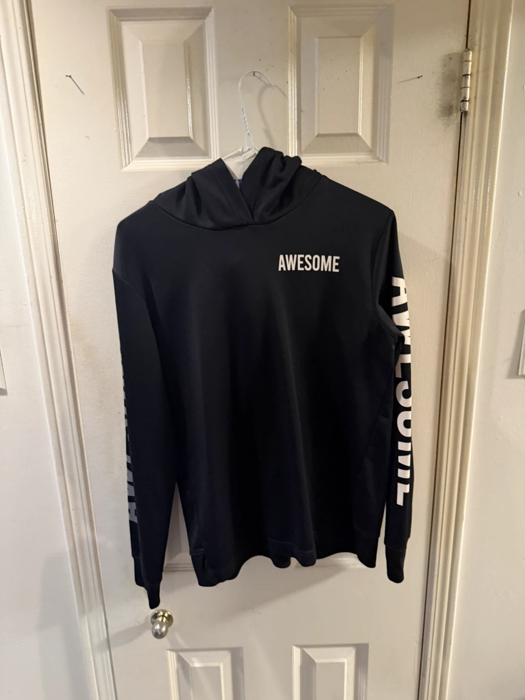 Assorted Assortment of 4 Sweaters and Hoodies - photo 4