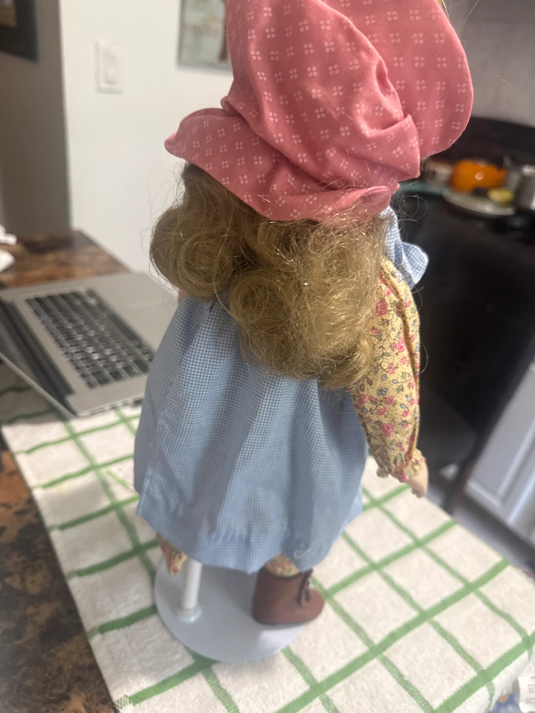 Mary Ingalls Collectible Porcelain Doll - photo 5