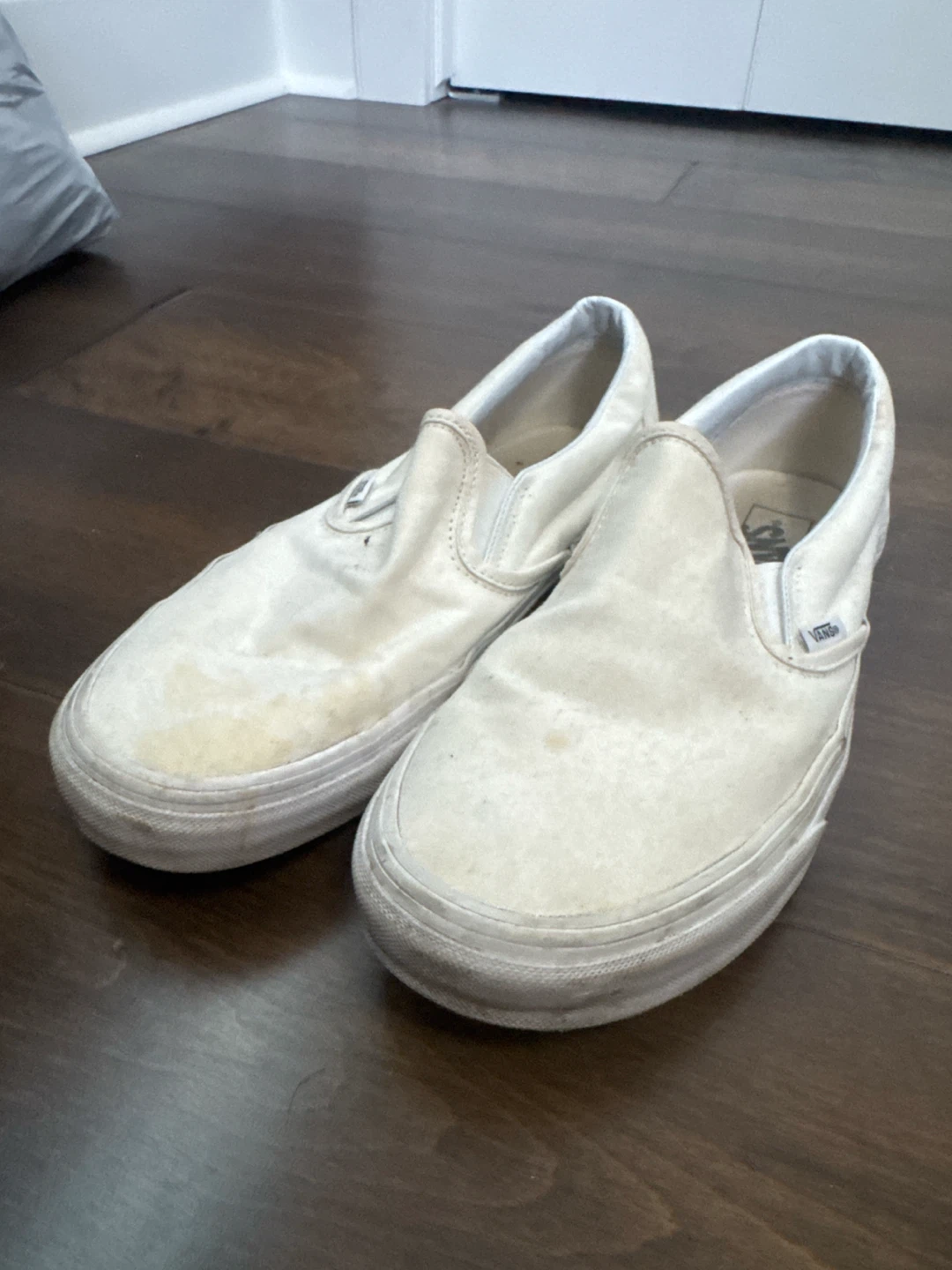 Vans Classic Slip-On White Shoes