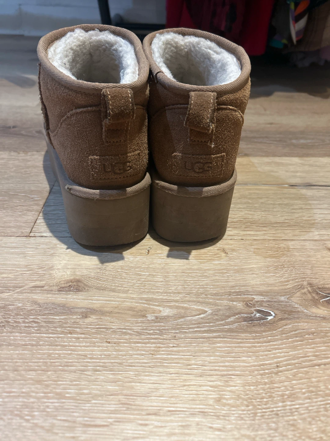 MOVING SALE! Ugg Platform boots - photo 4