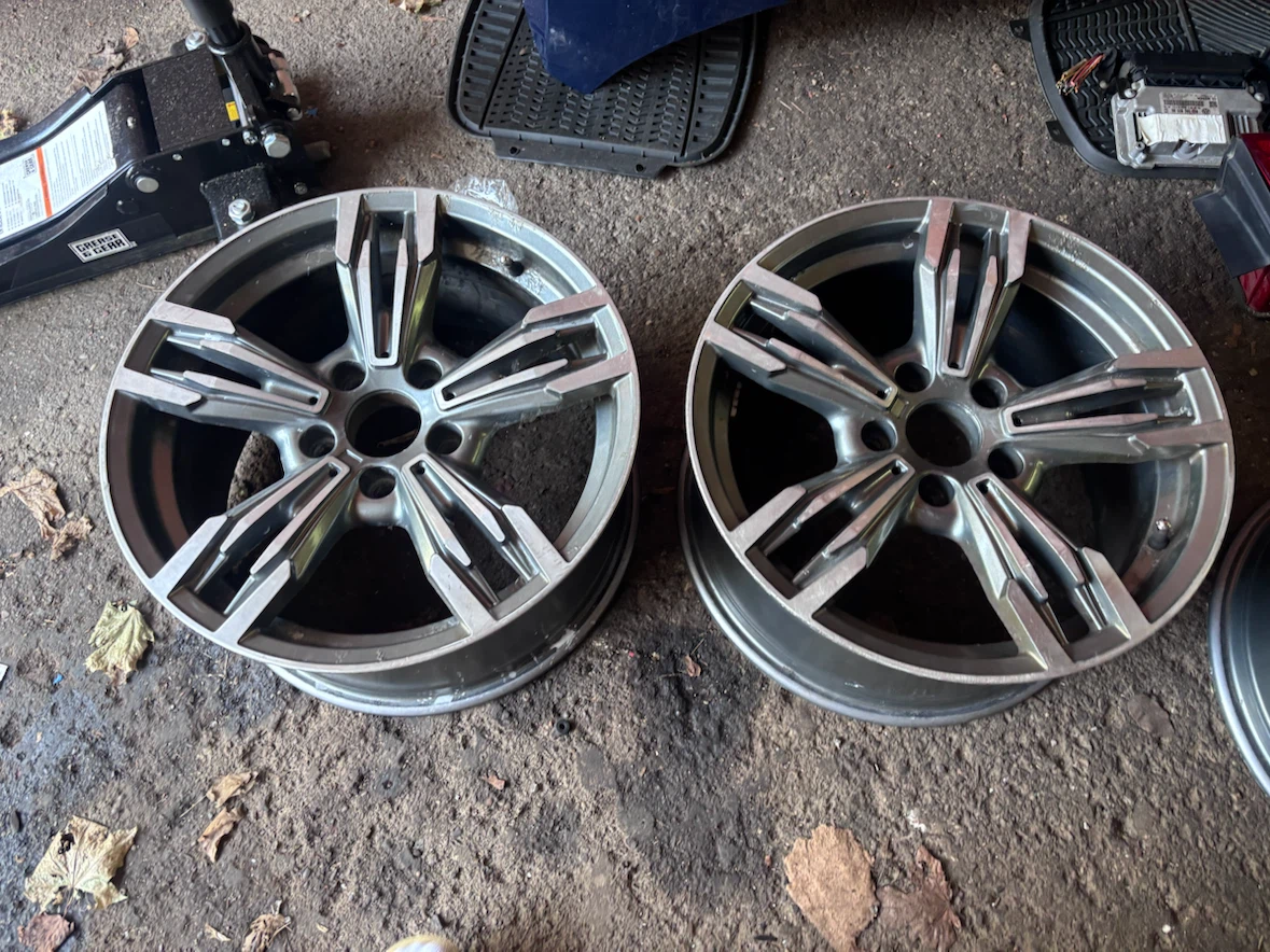Set of 4 BMW Alloy Wheels - photo 3