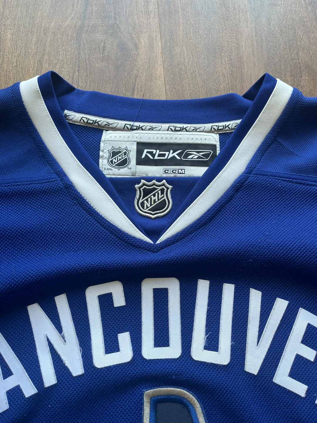 Reebok Vancouver Canucks NHL Jersey - photo 3