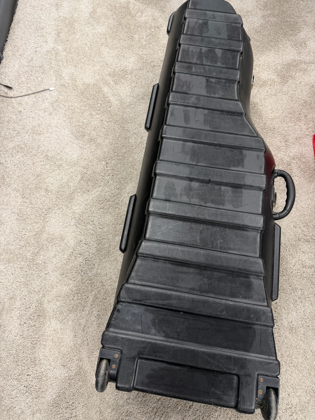 SKB Hard Shell Travel Case with Wheels - photo 4