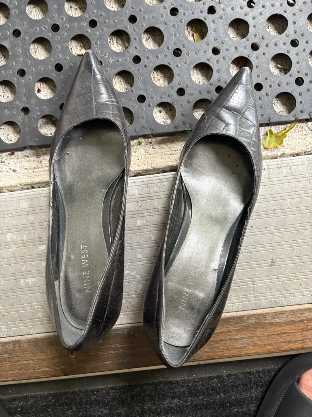 Nine West Black Pointed Heels