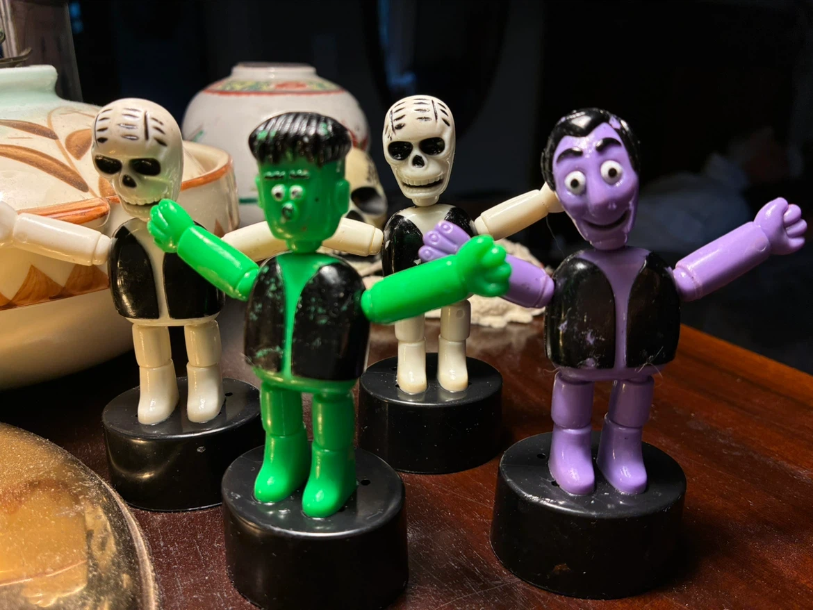 Vintage Halloween Push Puppets toy figurine Skeletons Vampire