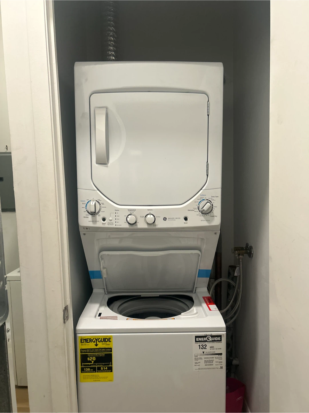 GE Stacked Washer & Dryer / Laundry (including 2-year warranty!)