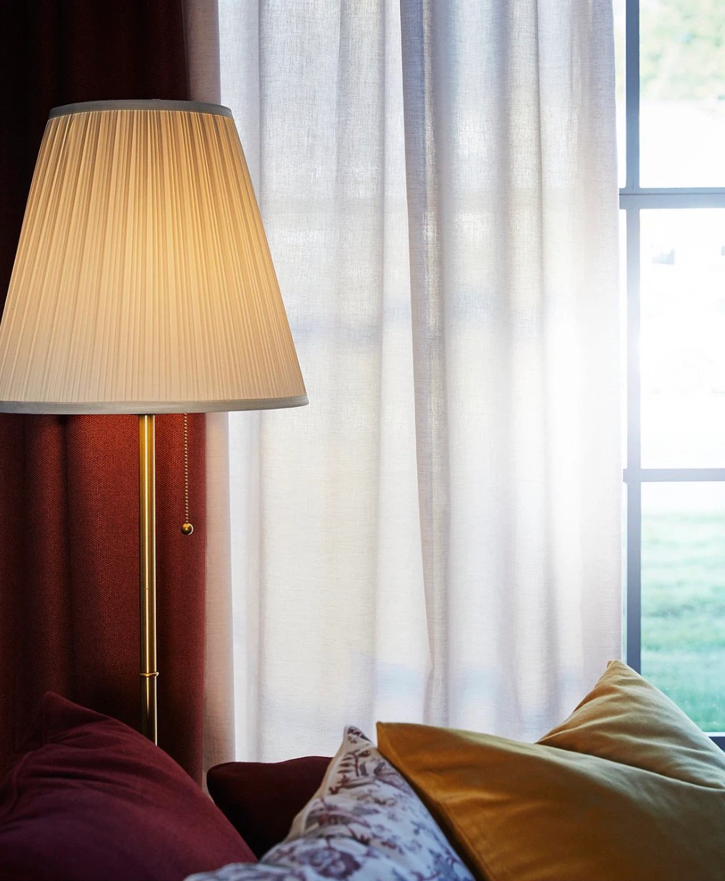IKEA ÅRSTID Floor Lamp, Brass/White + Light Bulb
