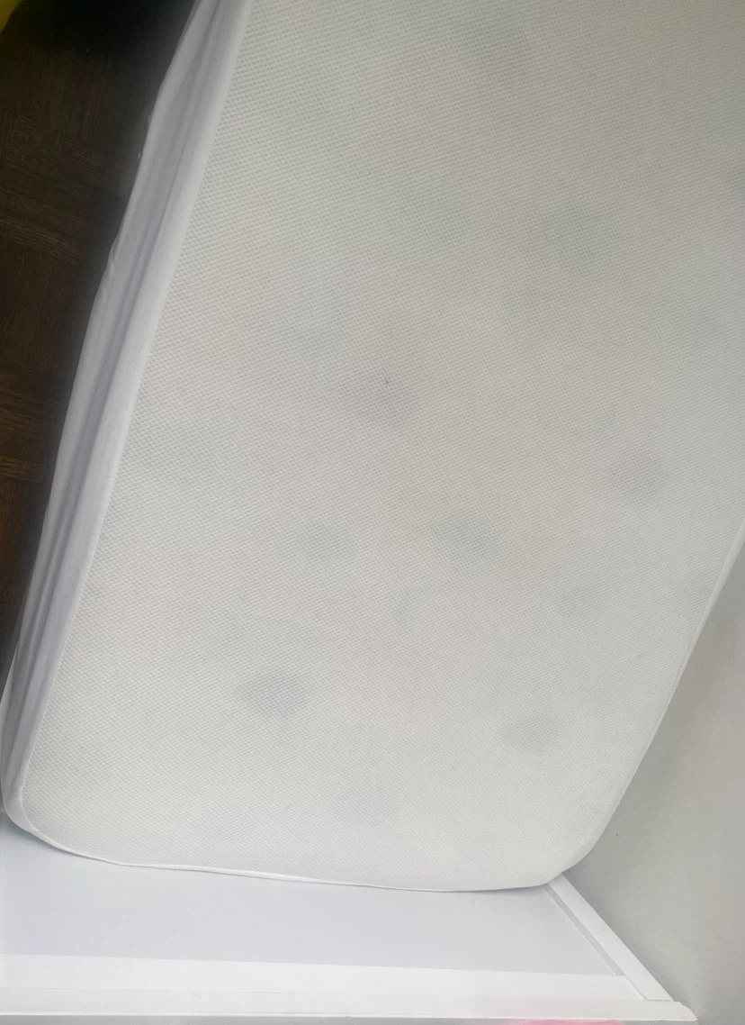 White bed frame - Single - photo 2