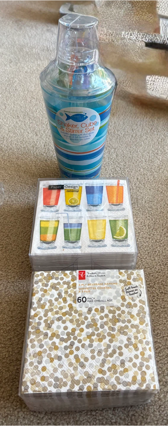 Boston Warehouse Shaker Set and Paper Napkins