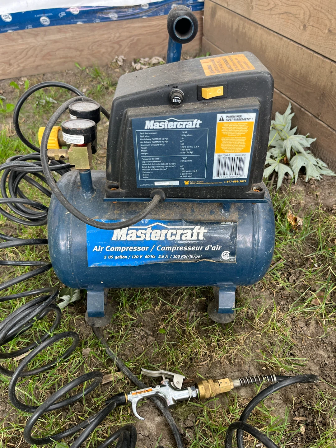 Mastercraft 2 Gallon Air Compressor