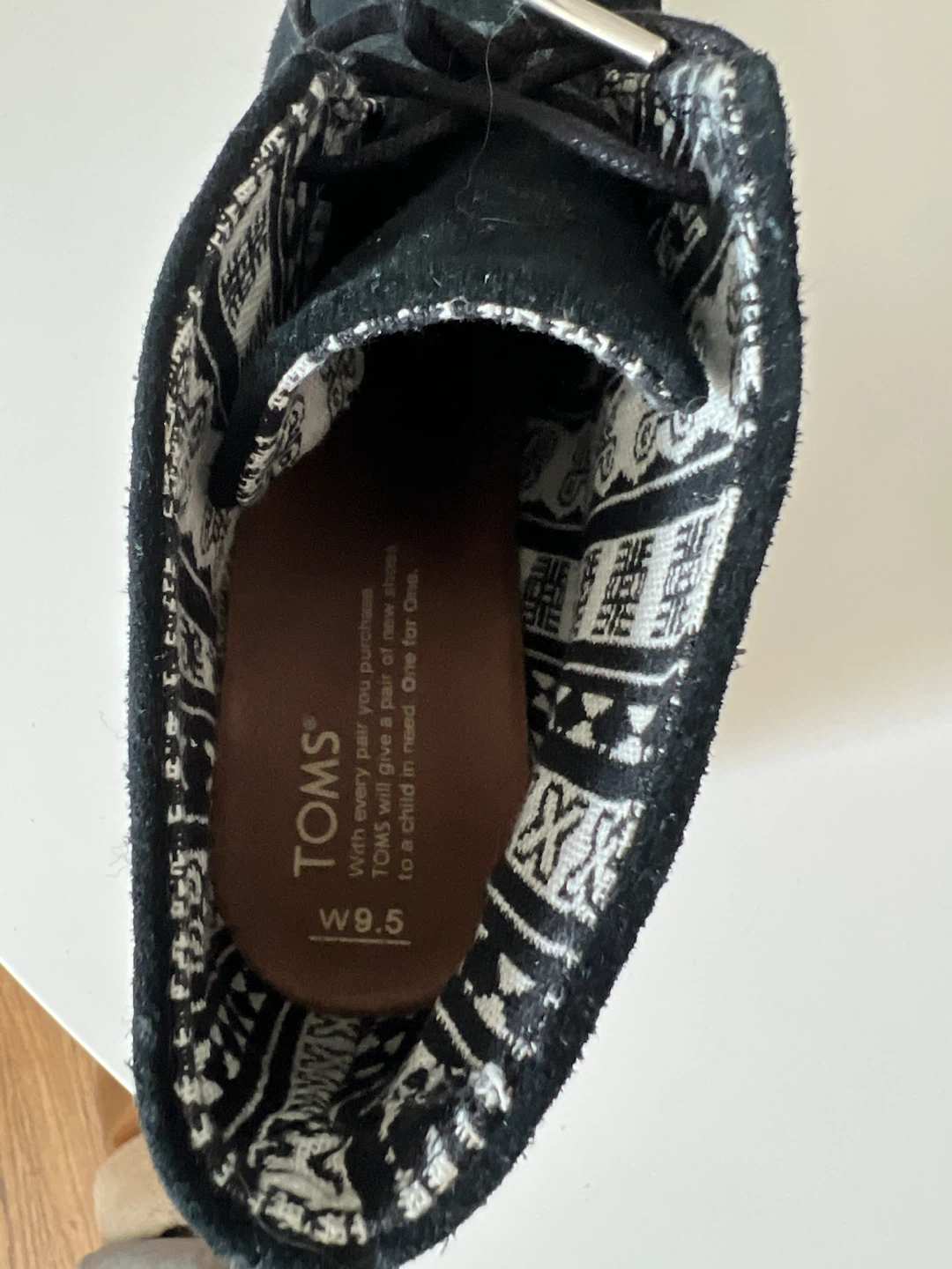 TOMS black suede wedge booties - photo 4