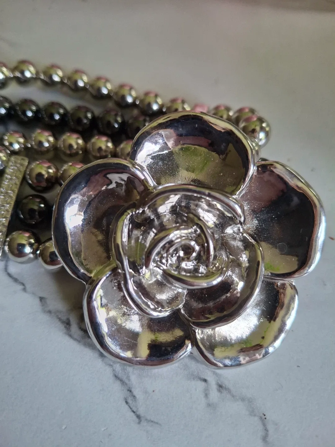 Silver-tone flower bead bracelet - photo 2