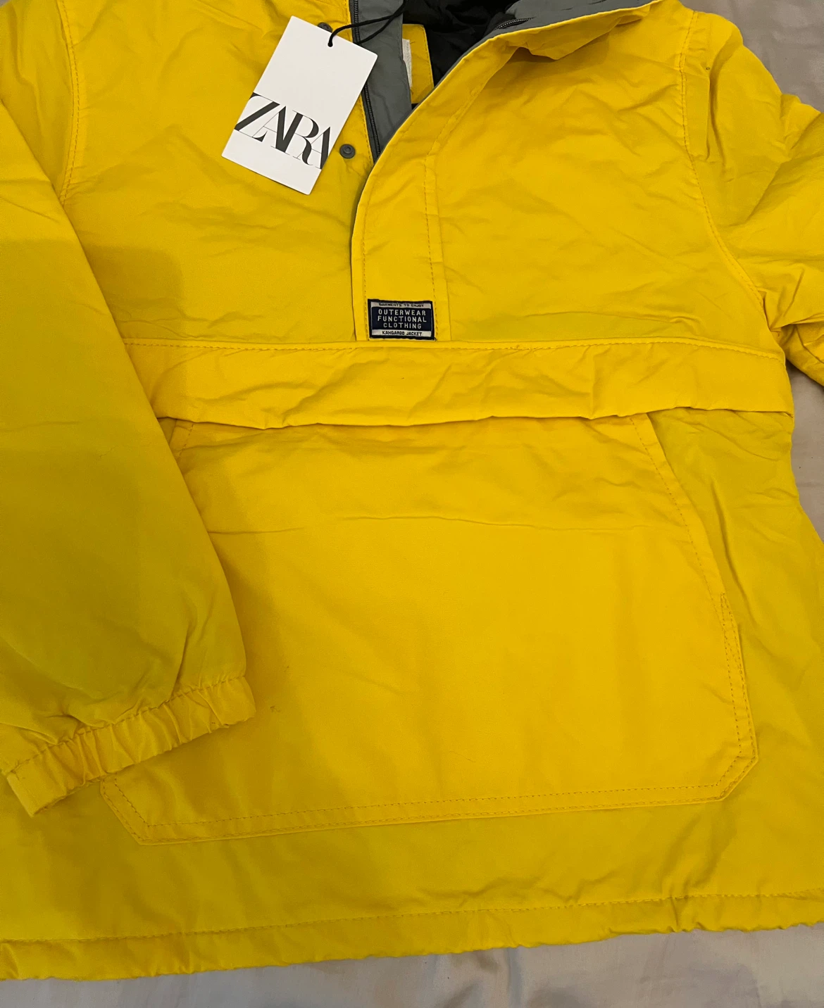 ZARA Yellow Kangaroo Jacket - photo 2