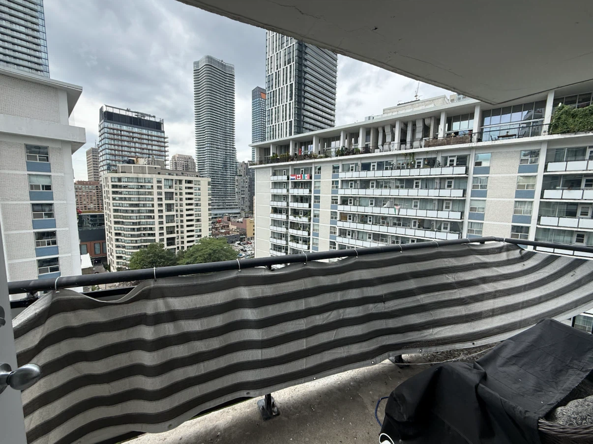 Striped Balcony Privacy Screen - photo 3