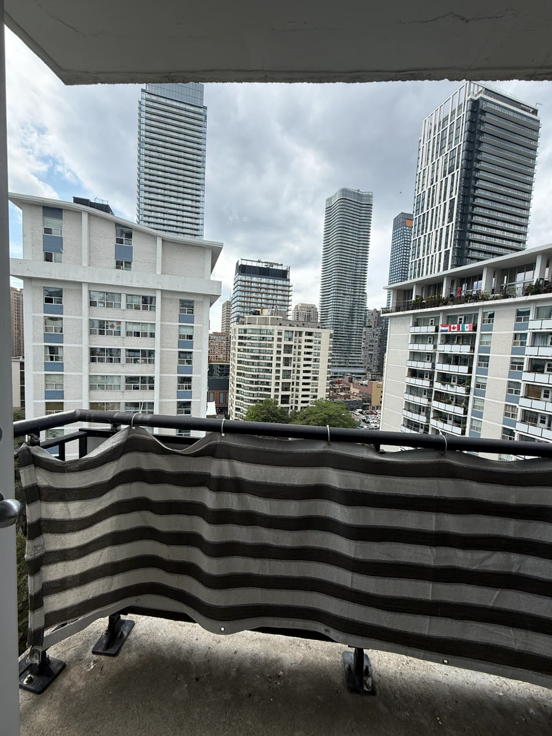 Striped Balcony Privacy Screen - photo 5