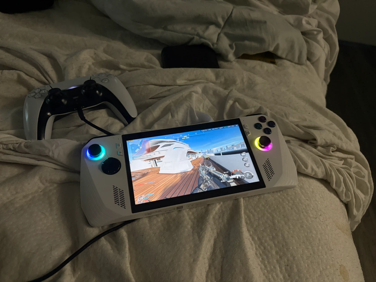 ASUS ROG Ally Handheld Gaming Console - photo 2